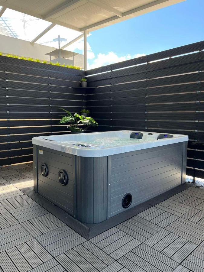 Loft Spa Greece - Enjoy Our Jacuzzi Kalamata Luaran gambar