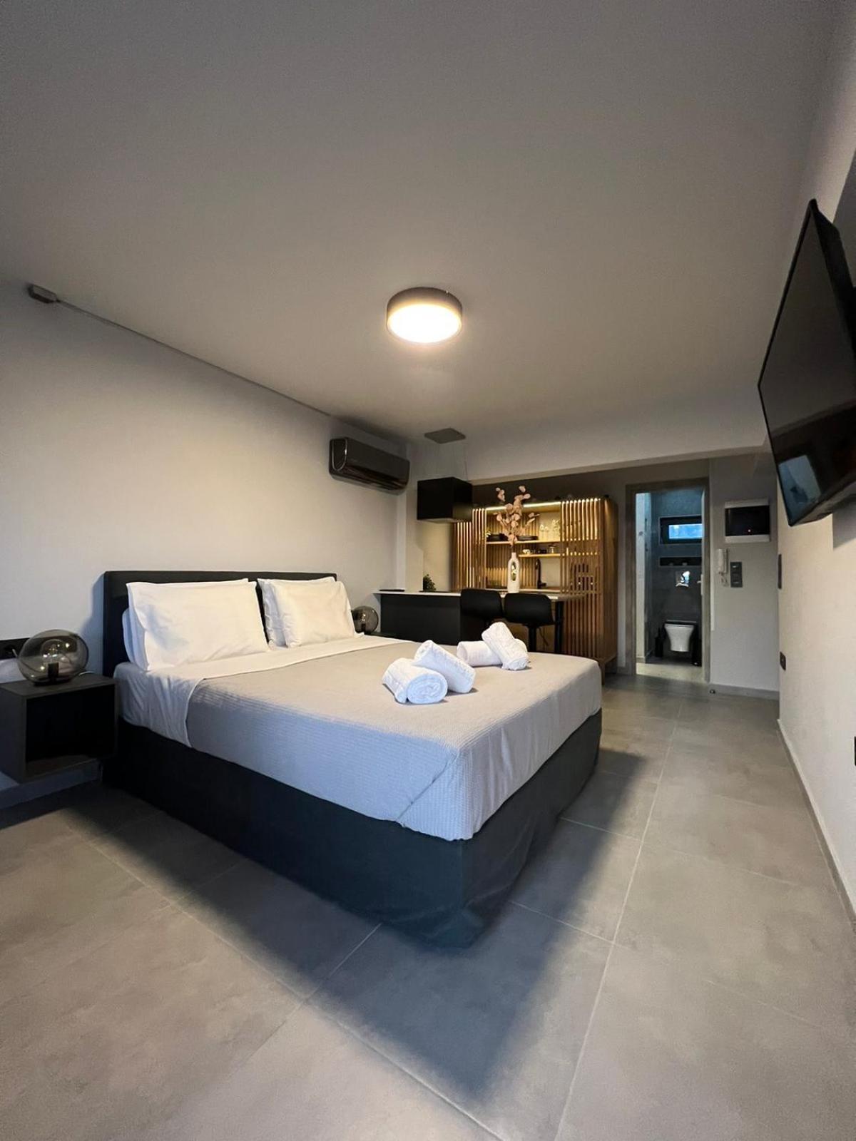 Loft Spa Greece - Enjoy Our Jacuzzi Kalamata Luaran gambar