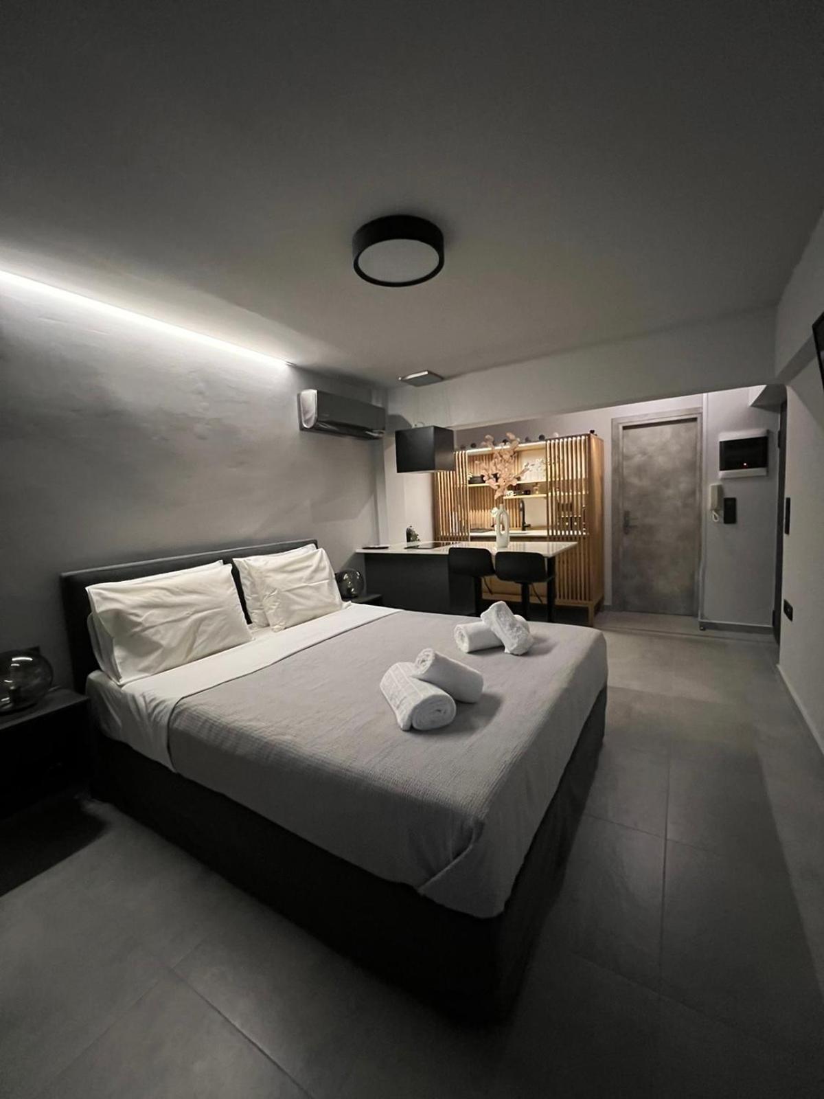 Loft Spa Greece - Enjoy Our Jacuzzi Kalamata Luaran gambar
