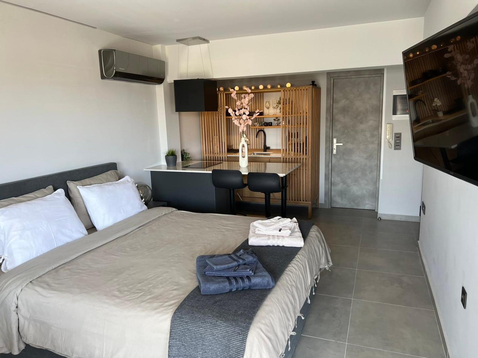 Loft Spa Greece - Enjoy Our Jacuzzi Kalamata Luaran gambar